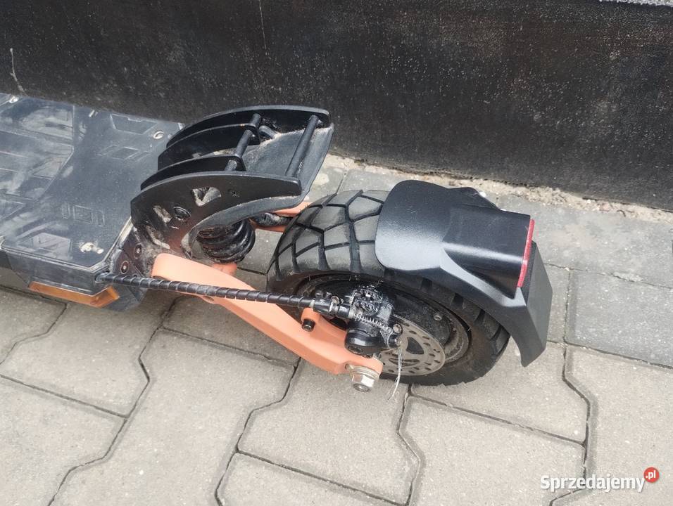 Sprzedam hulajnogę elektryczną kukirin G2 pro podlaskie Białystok sprzedam