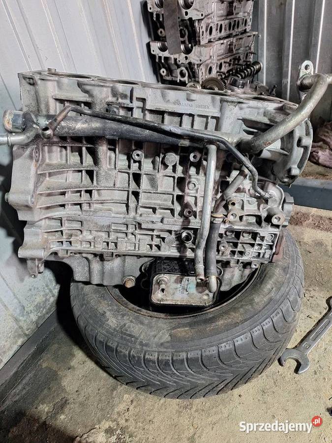 Volvo 24 d5 słupek blok silnika osobowe Bydgoszcz