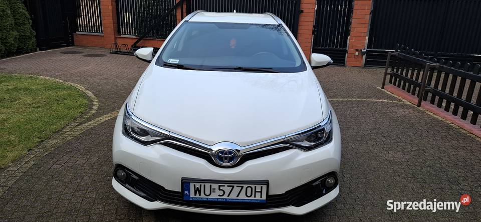 Sprzedam Toyota Auris Hybryda nieuszkodzony Izabelin C
