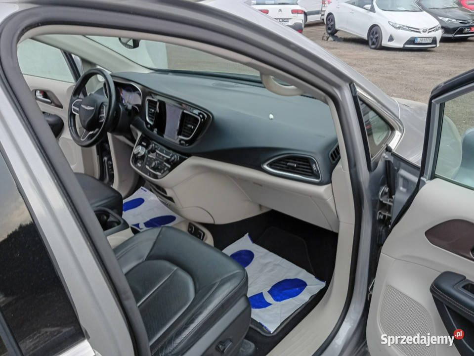 Chrysler Pacifica gniazdo USB Pacifica