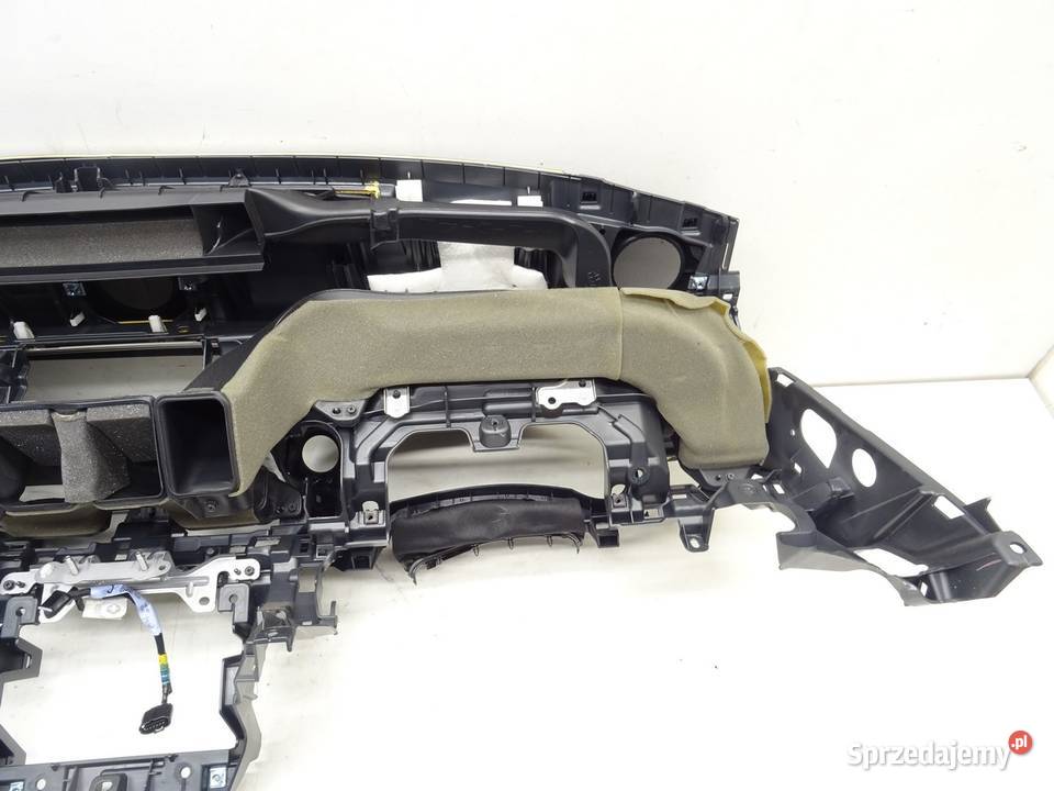 KOKPIT LEXUS RC SportowyCoupe KONSOLA DESKA