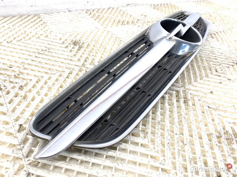 ATRAPA GRILL OPEL VECTRA C 0209 SedanLimuzyna