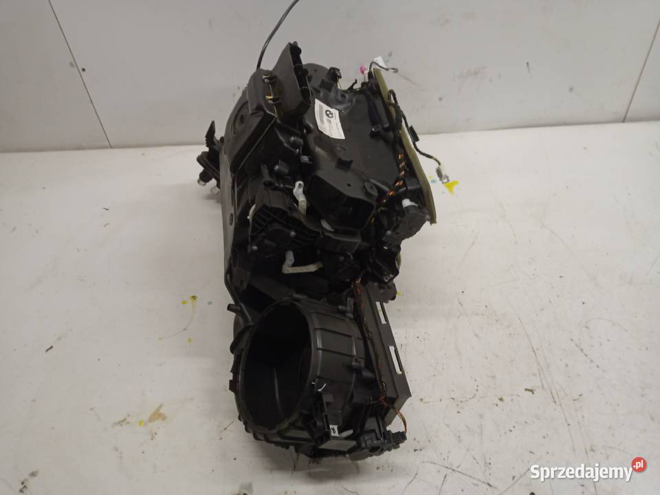BMW E90 E91 Nagrzewnica klimatronik 9251559 sprzedam