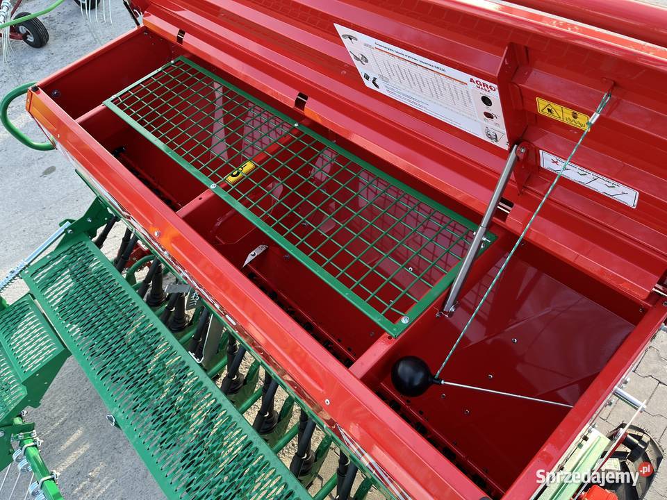 Siewnik zbożowy Agromasz 30m Agromasz Bomet nieuszkodzony Strzelce Opolskie