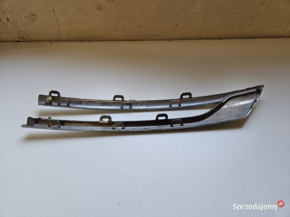 OPEL ASTRA V 5 K LISTWA PRAWA CHROM PRAWY GRILLA Międzychód