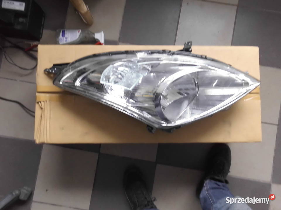 prawy oryginalny reflektor suzuki swift mk7 2010 Bochnia