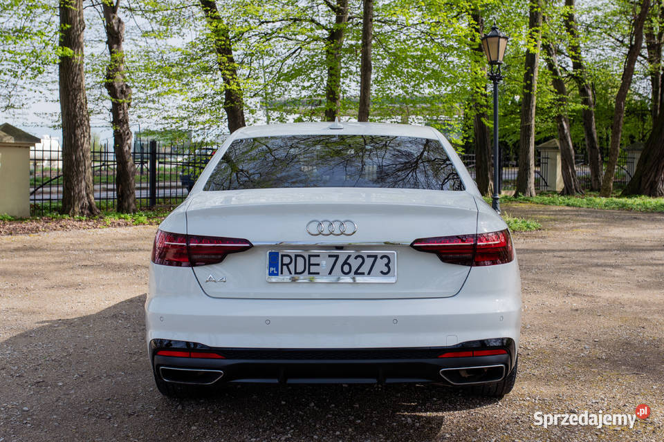 Audi A4 40 TFSI S Line Matrix CarPlay Ambient Rok produkcji 2020 Dębica