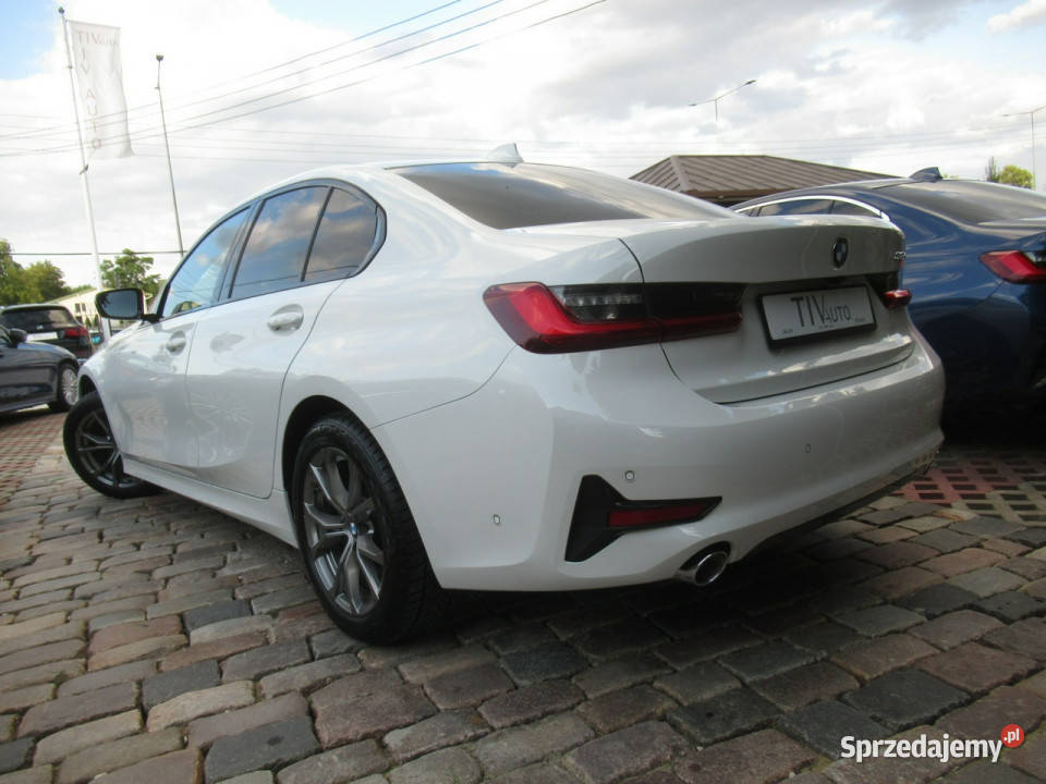 BMW 318 BEZSZKODOWY NAVI Kamera Asys Cofania Warszawa