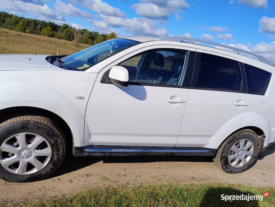 Sprzedam Mitsubishi Outlander 24 benzyna automat