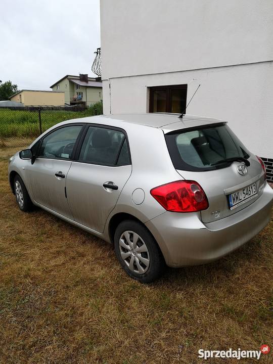 Toyota Auris 2009 salon niski przebieg benzyna