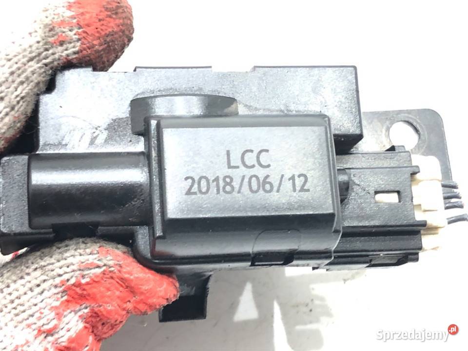 ZAMEK KLAPY TYŁ RENAULT MEGANE II Hatchback 0112 podkarpackie