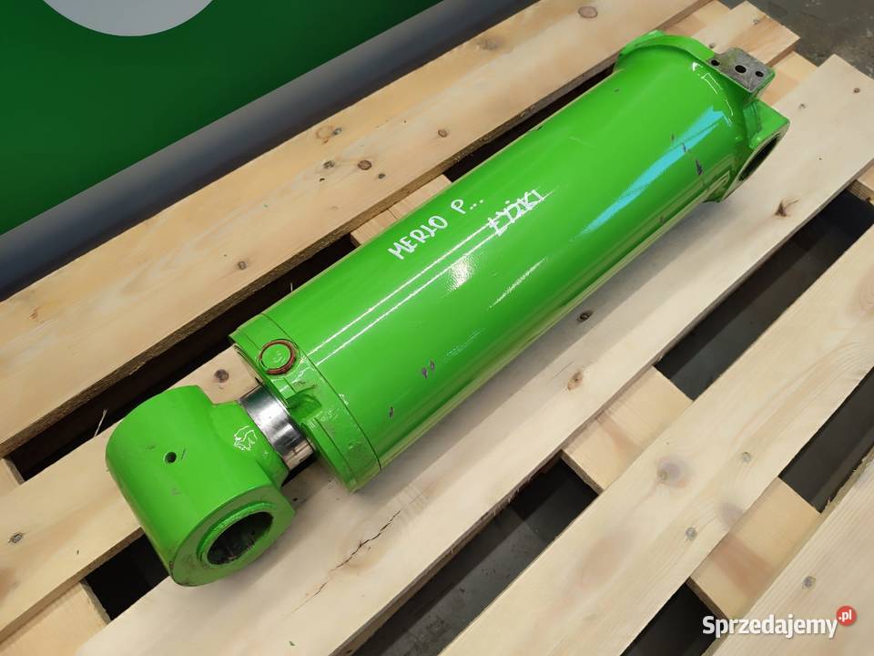 Siłownik hydrauliczny poziomowania łyżki MERLO P wielkopolskie Wilkowo