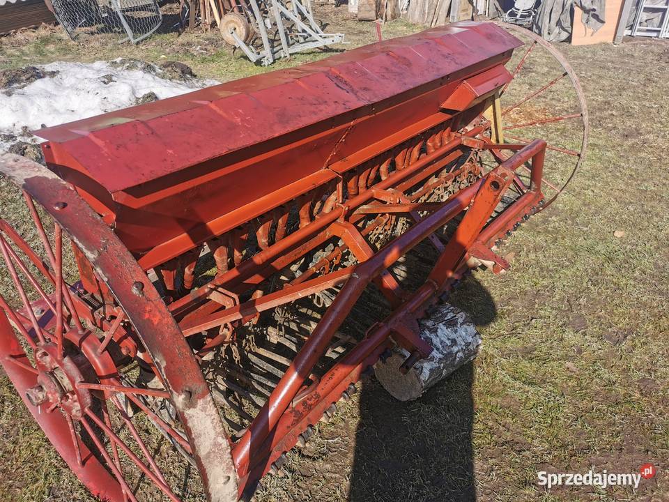 Siewnik zbożowy 21 lejków nieuszkodzony Zakrzówek sprzedam