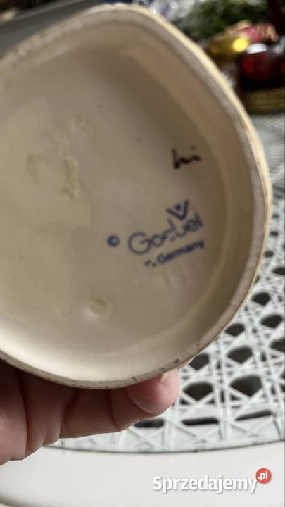 Porcelanowa figurka Goebel Porcelana i szkło Zielona Góra sprzedam