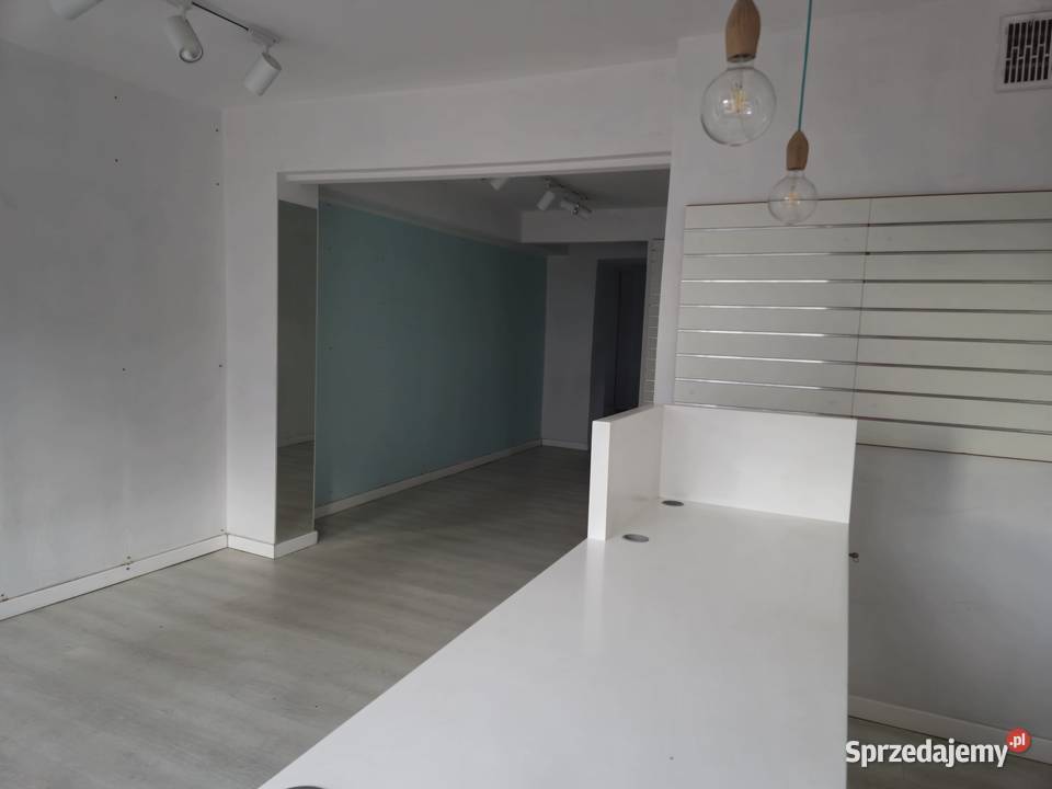 Wynajmę lokal Sierakowice Ilość pomieszczeń 3