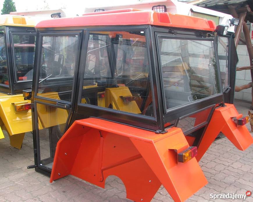 Kabina bez błotników do ciągnika C330 C360 nowa łódzkie