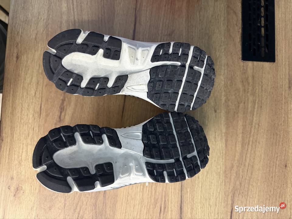 Nike Zoom Vomero 5 Srebrne Szare Sneakersy Buty łódzkie Łódź sprzedam