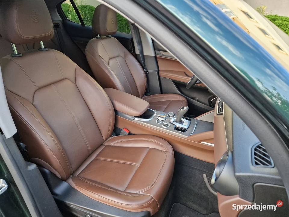 Alfa Romeo Stelvio 2021r 20Benz 280 4x4 Q4 elektryczne szyby Ryglice