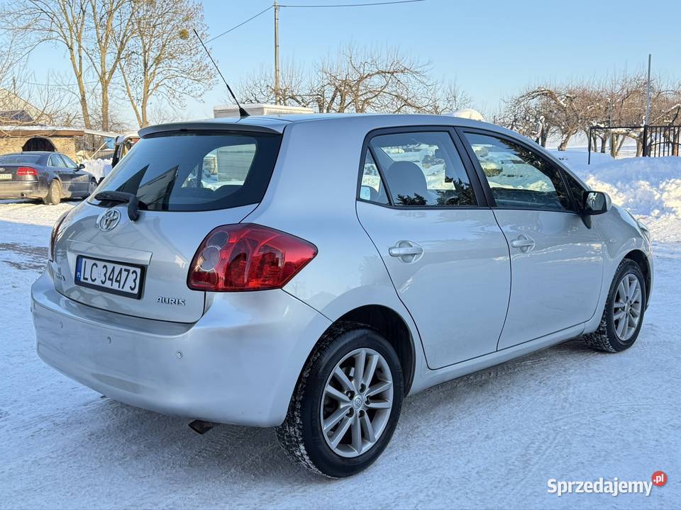 Toyota Auris 20 D4D 126 2008r Stan Polski Salon srebrny