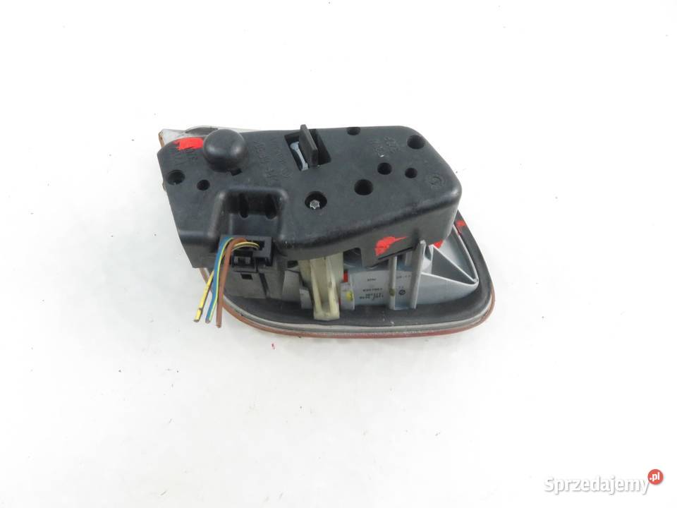 LAMPA LEWA TYLNA KLAPA BMW 3 E46 6907945 6907937