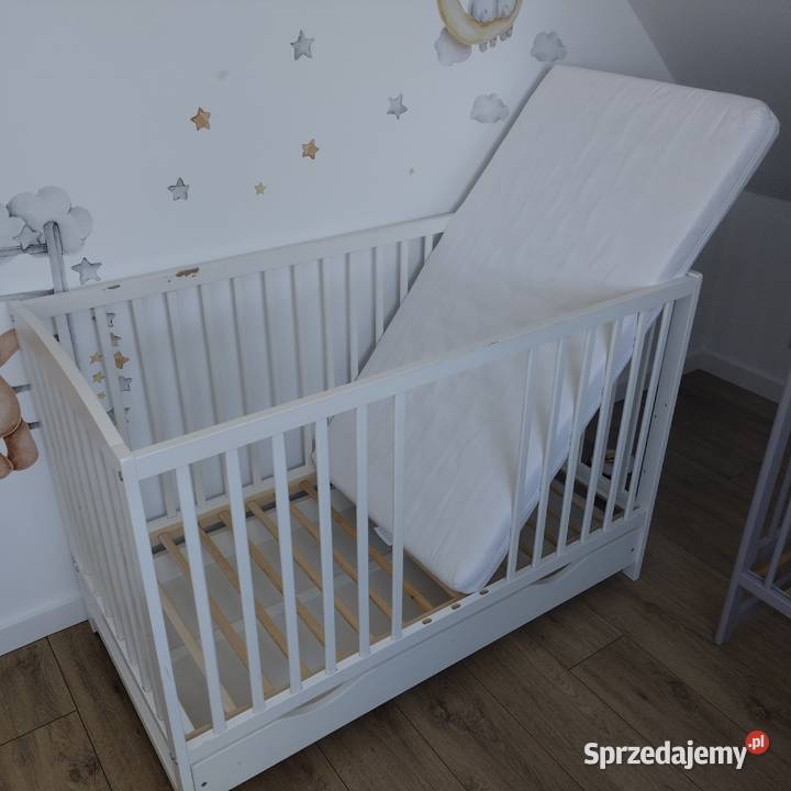 Łóżeczko dziecięce dziecka noworodka Meble