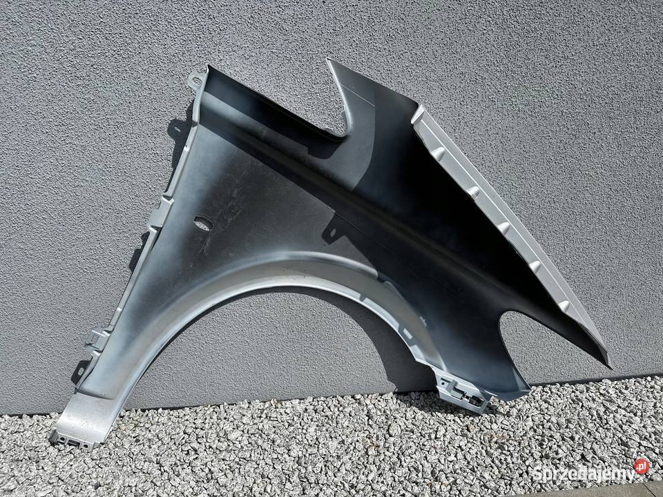 Błotnik prawy Mercedes VIANO W639 srebrny Karoseria Części Mirsk