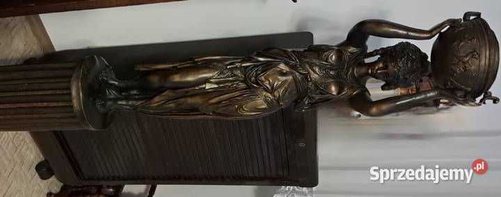 Posąg figura kobieta rzeźba statocie Giżycko