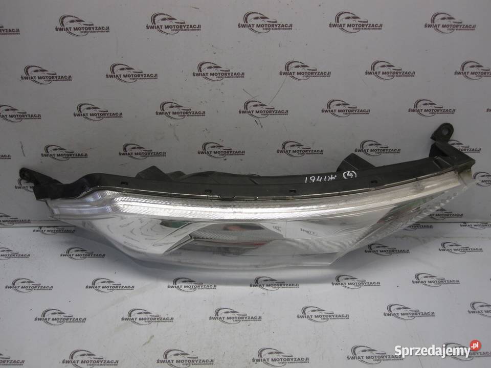 NISSAN JUKE 11r lampa prawa przód ANGLIK