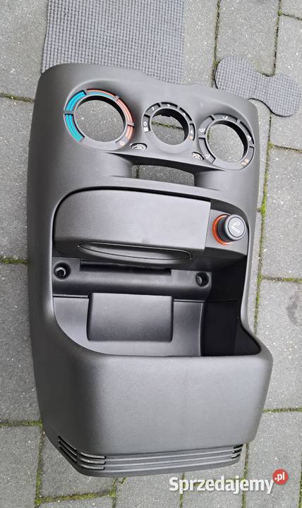 Fiat punto 2 stan idealny kratki nawiewu konsola osobowe Czerwionka-Leszczyny sprzedam