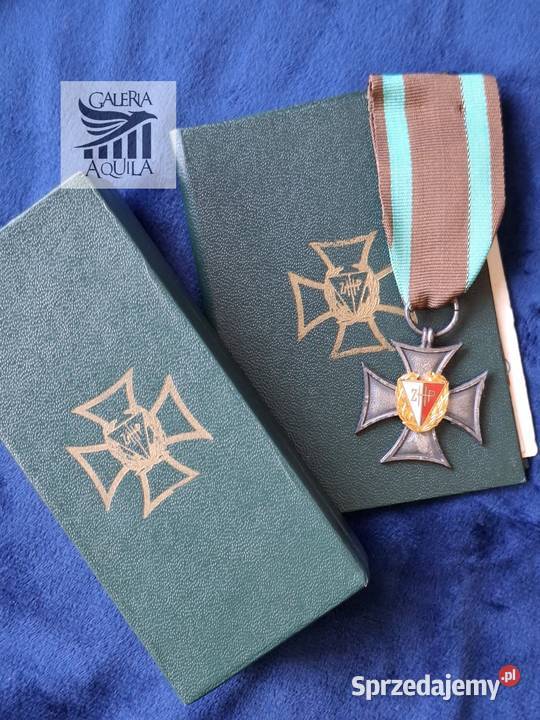 Krzyż Zasługi ZHP dokument pudełko biogram Kolekcje