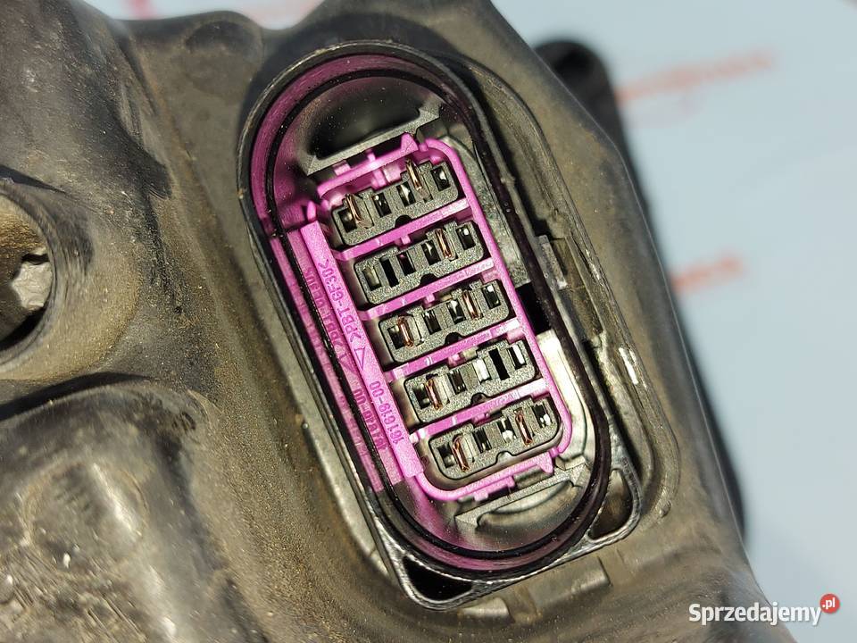 VW POLO V 6C LIFT lampa prawa przód ANGLIK osobowe Kielce