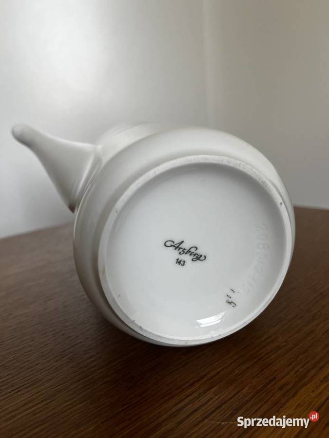 dzbanek Arzberg motyw róże niebieskie małopolskie Nowy Sącz