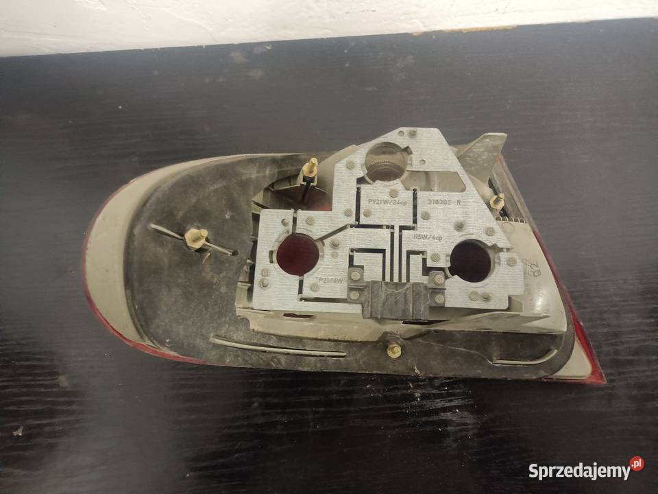 Lampa prawa tył Mercedes w210 lift sedan Werbkowice