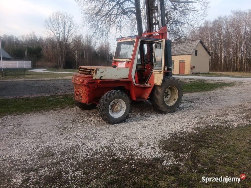 Wózek widłowy terenowy 4x4 regulowane widły Damiany
