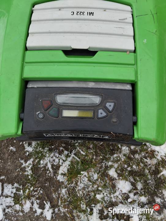 3 roboty koszące John Deere Tango E5 Gościeradów Ukazowy