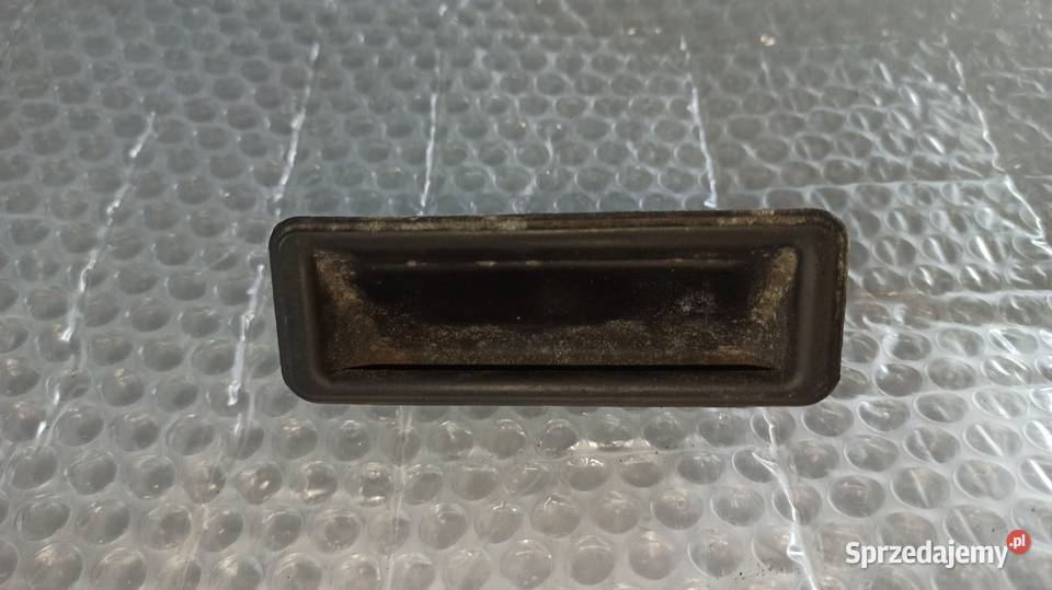 Przycisk tylnej klapy BMW e90 e91 92 e93 e60 e70