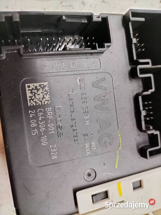 MECHANIZM SZYBY LEWY PRZÓD USA 561837461D VW