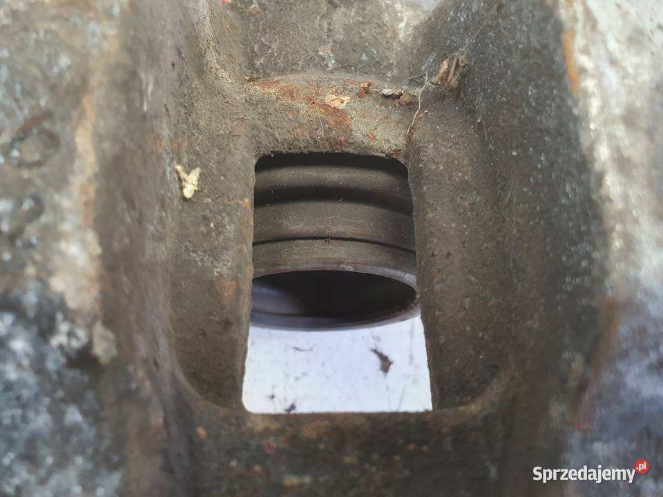 Volvo XC90 II PRZEDNI ZACISK HAMULCOWY lewy lubelskie Chełm sprzedam