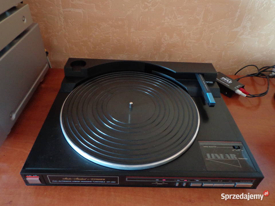 Gramofon linearny FISHER MT250