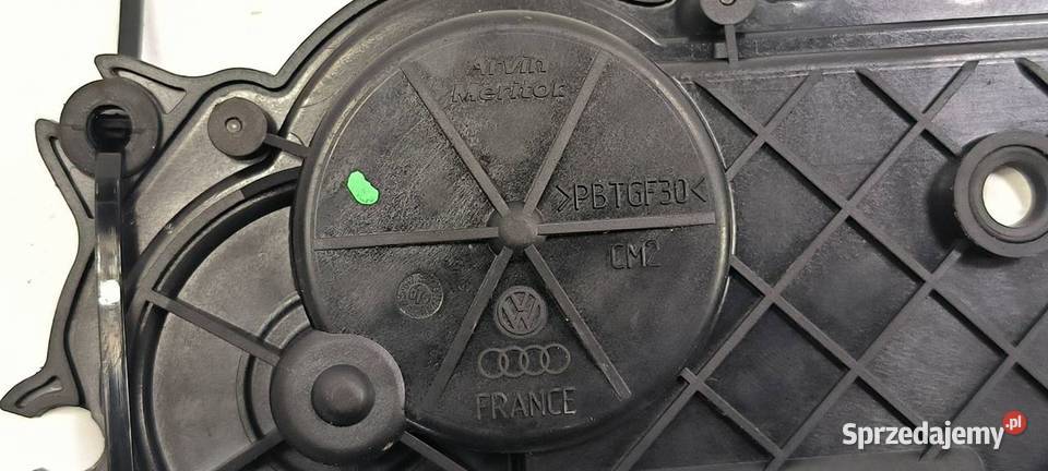 DOCIĄG DRZWI AUDI A8 D3 4E0837059 Lipno