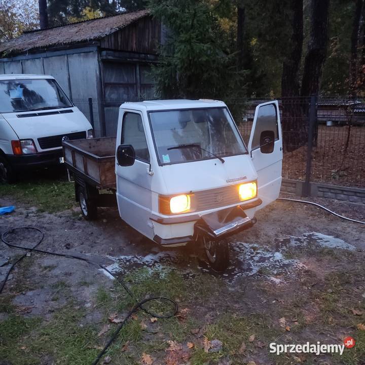 Piaggio Vespa ape tm 701 Vespa car uszkodzony Józefów