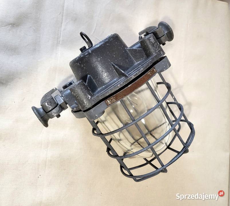 Lampa w oprawie przeciwwybuchowej Polam Gdańsk