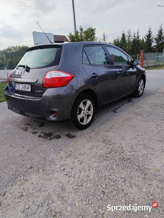 Toyota Auris niski przebieg automatyczna podkarpackie Dynów