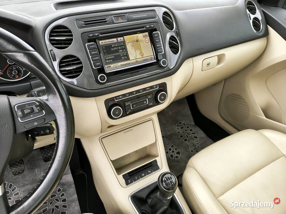 Volkswagen Tiguan Bogate Wyposażenie STAN Piękne