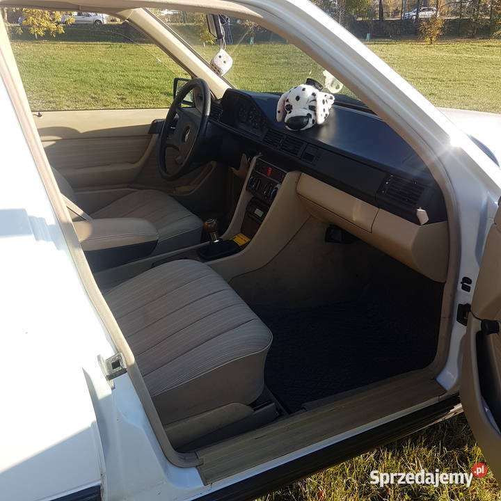 mercedes w 124 300 TD 1988 żółte tablice Brzeg