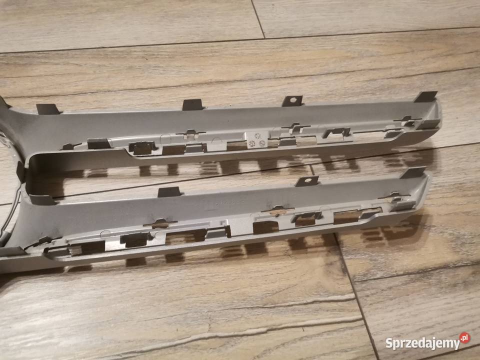 MERCEDES EKLASA W213 GRILL ATRAPA A2138880160 Międzychód sprzedam