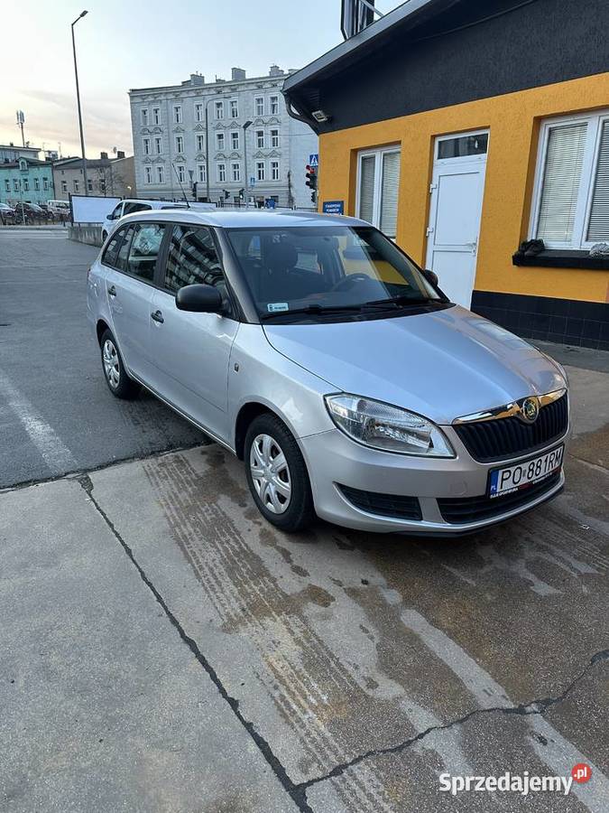 SKODA FABIA 11r PRZEBIEG ORYGINALNY 42700 KLIMA lakier metallic wielkopolskie Poznań