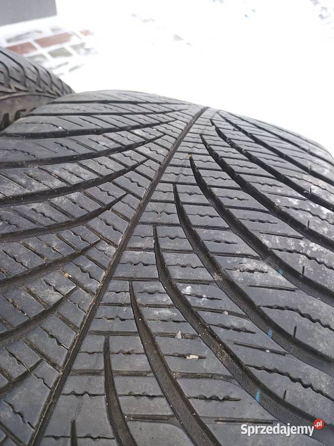 Opony wielosezonowe 23550 R18 Haczów