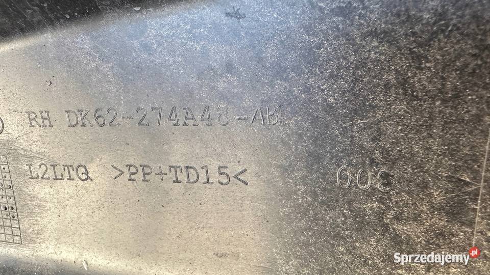 RANGE ROVER SPORT L494 LISTWA DRZWI PRAWY TYŁ Listwy i nakładki sprzedam