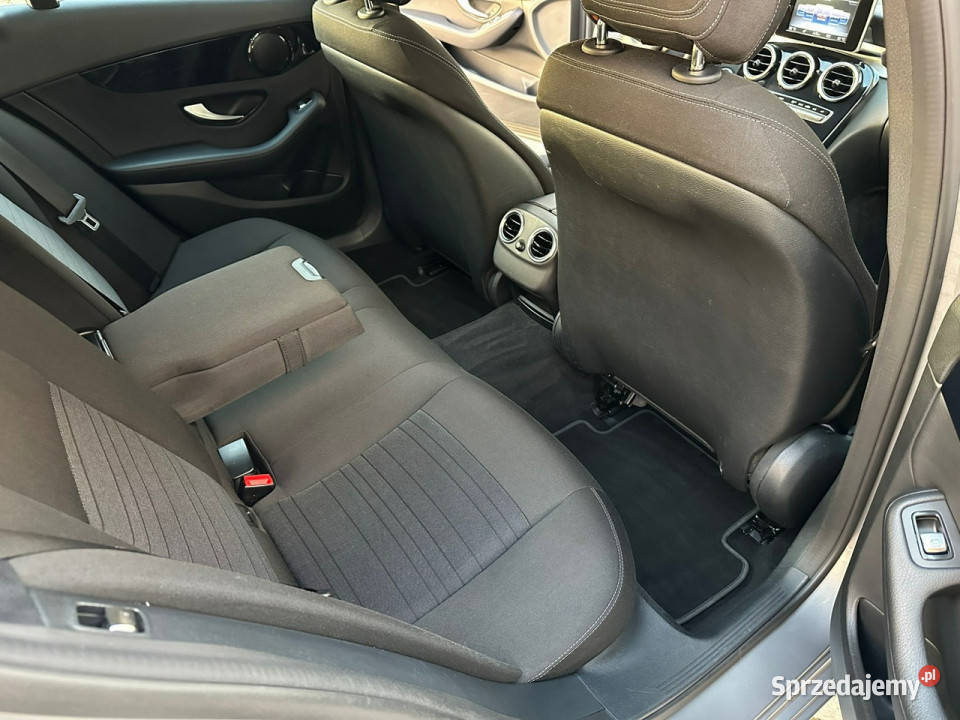 Mercedes C 200 C200d Nawigacja śwatła dzienne aluminiowe felgi Mercedes-Benz świętokrzyskie Ostrowiec Świętokrzyski